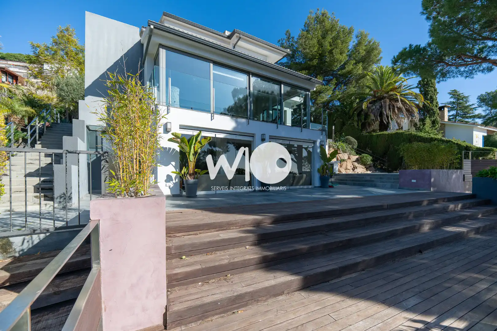 Vista exterior de Casa o chalet en venta en Blanes con Jardín privado, Terraza y Piscina