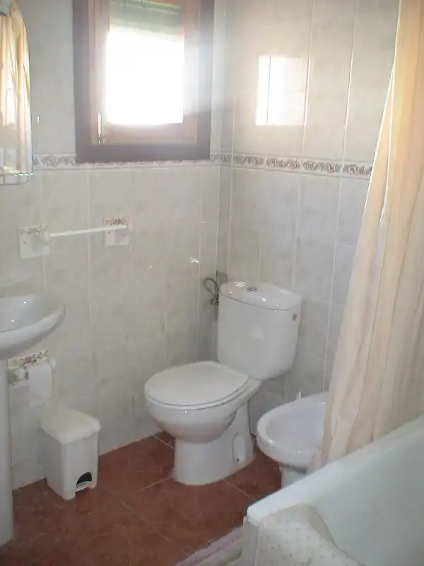 Baño de Casa o chalet en venta en Villafranca de Córdoba con Aire acondicionado, Jardín privado y Trastero