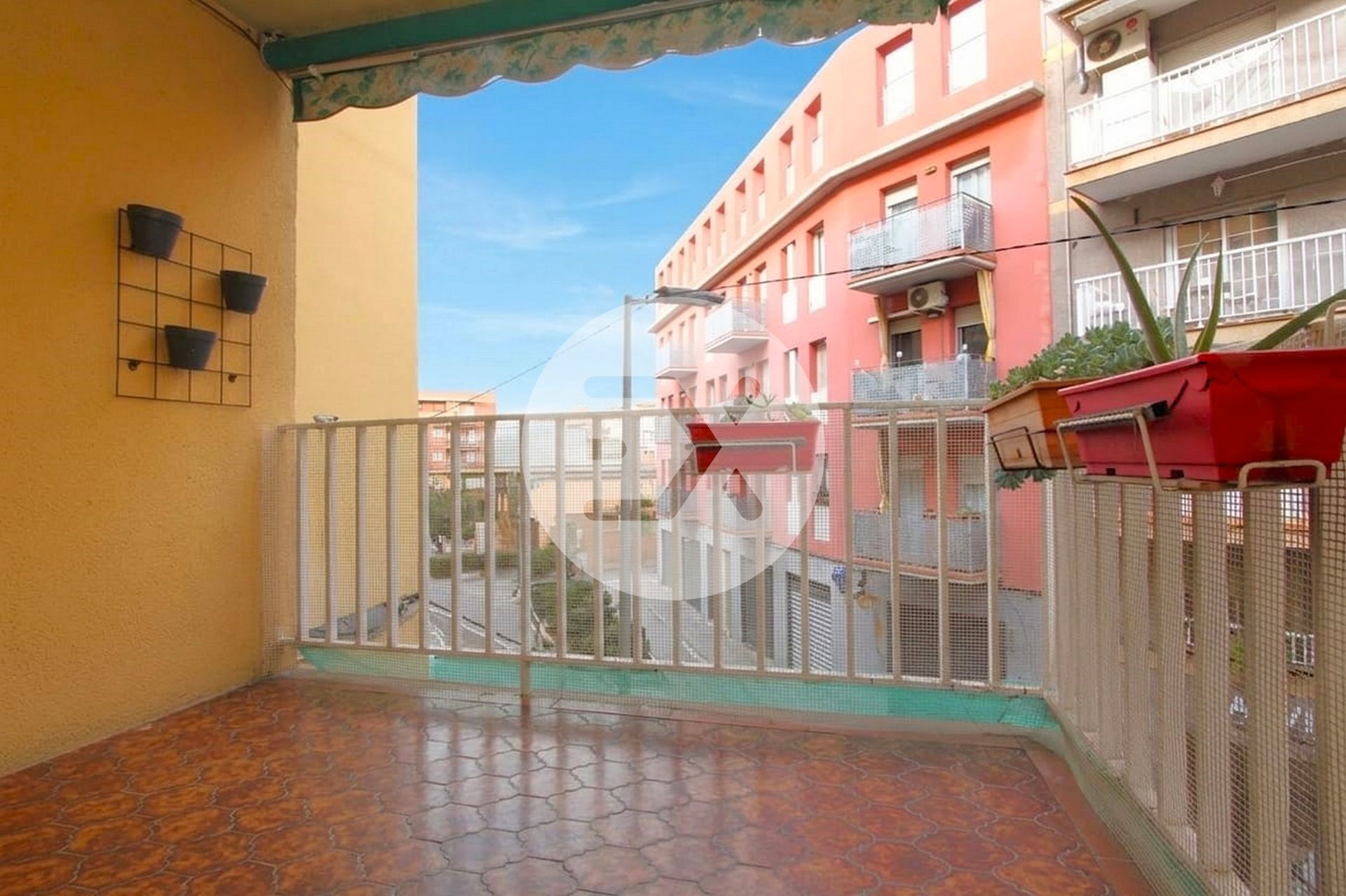 Terraza de Piso en venta en Castelldefels con Calefacción, Terraza y Horno