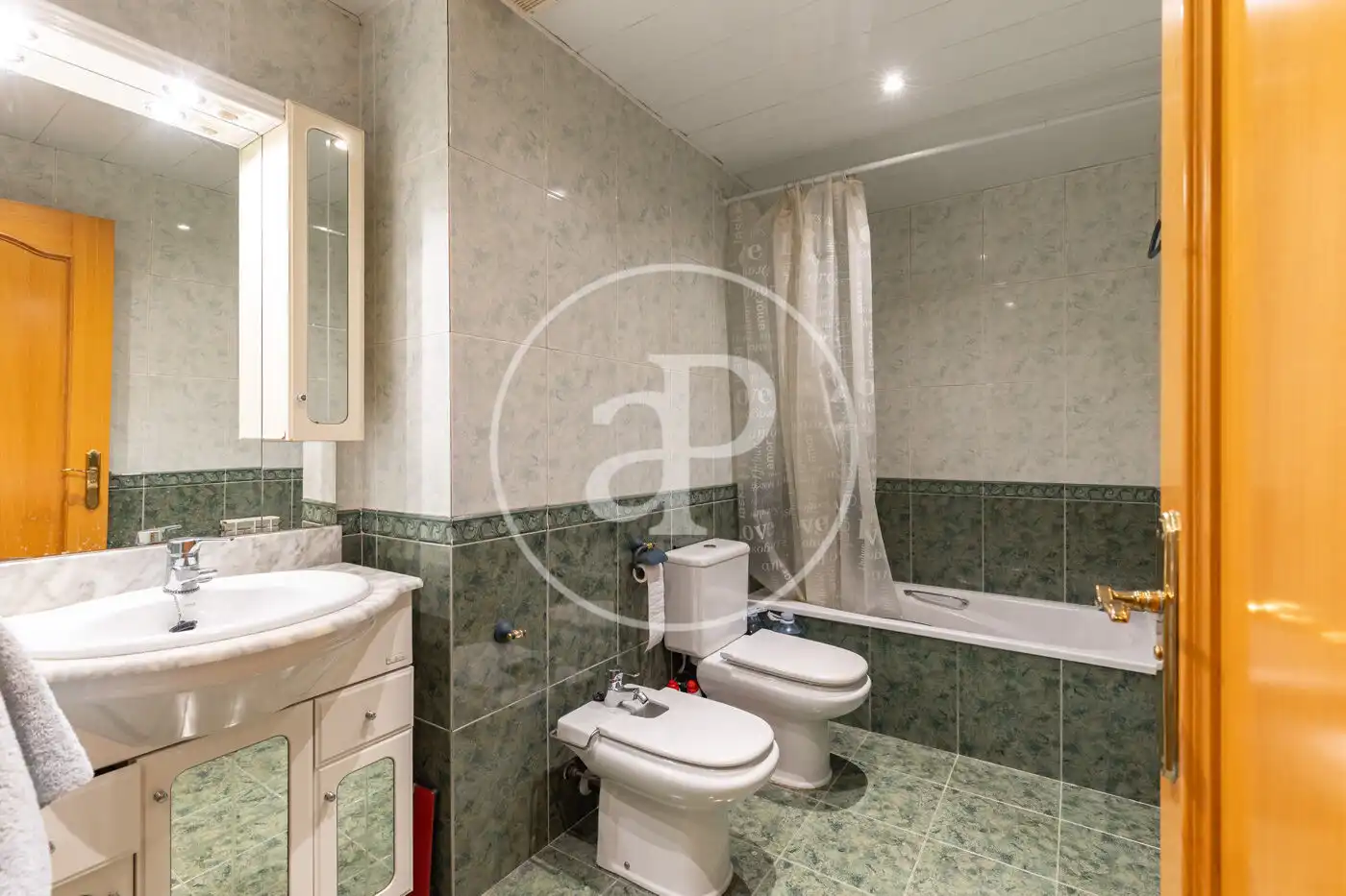 Baño de Piso en venta en Cerdanyola del Vallès con Aire acondicionado, Calefacción y Terraza