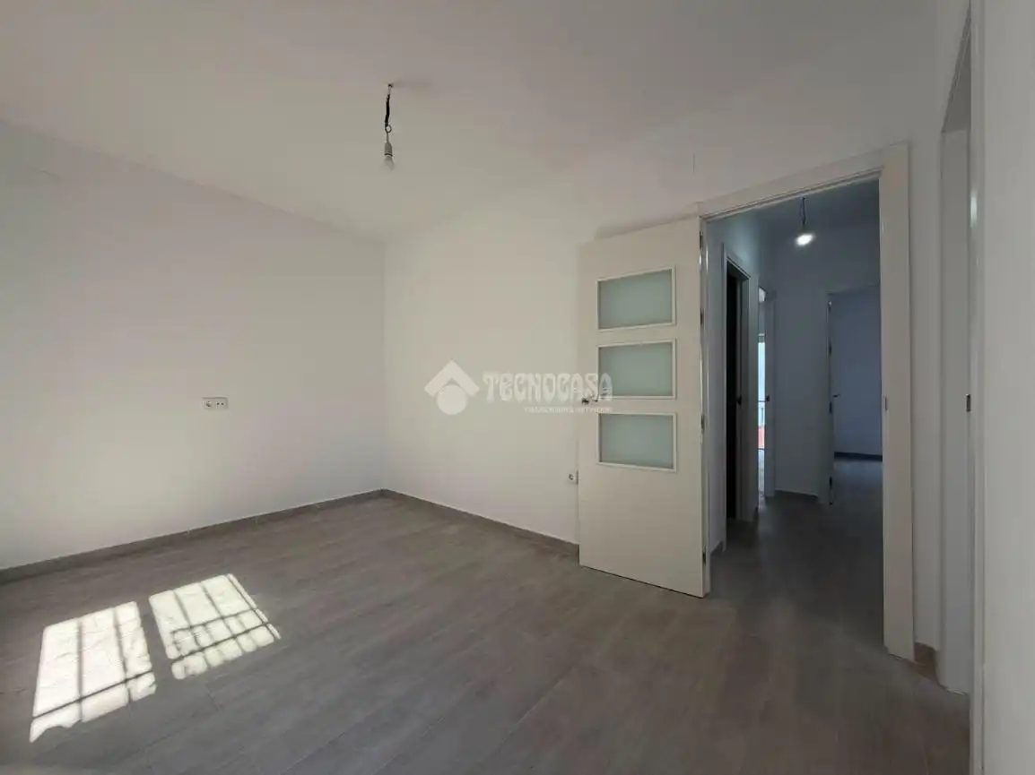 Schlafzimmer von Wohnung zum Verkauf in Isla Cristina mit Balkon