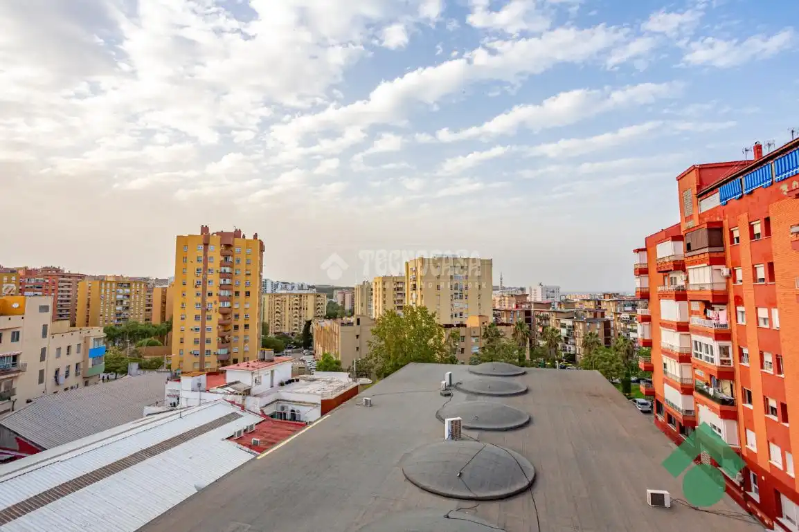 Terrace of Flat for sale in Algeciras  with Terrace, Storage room and Furnished