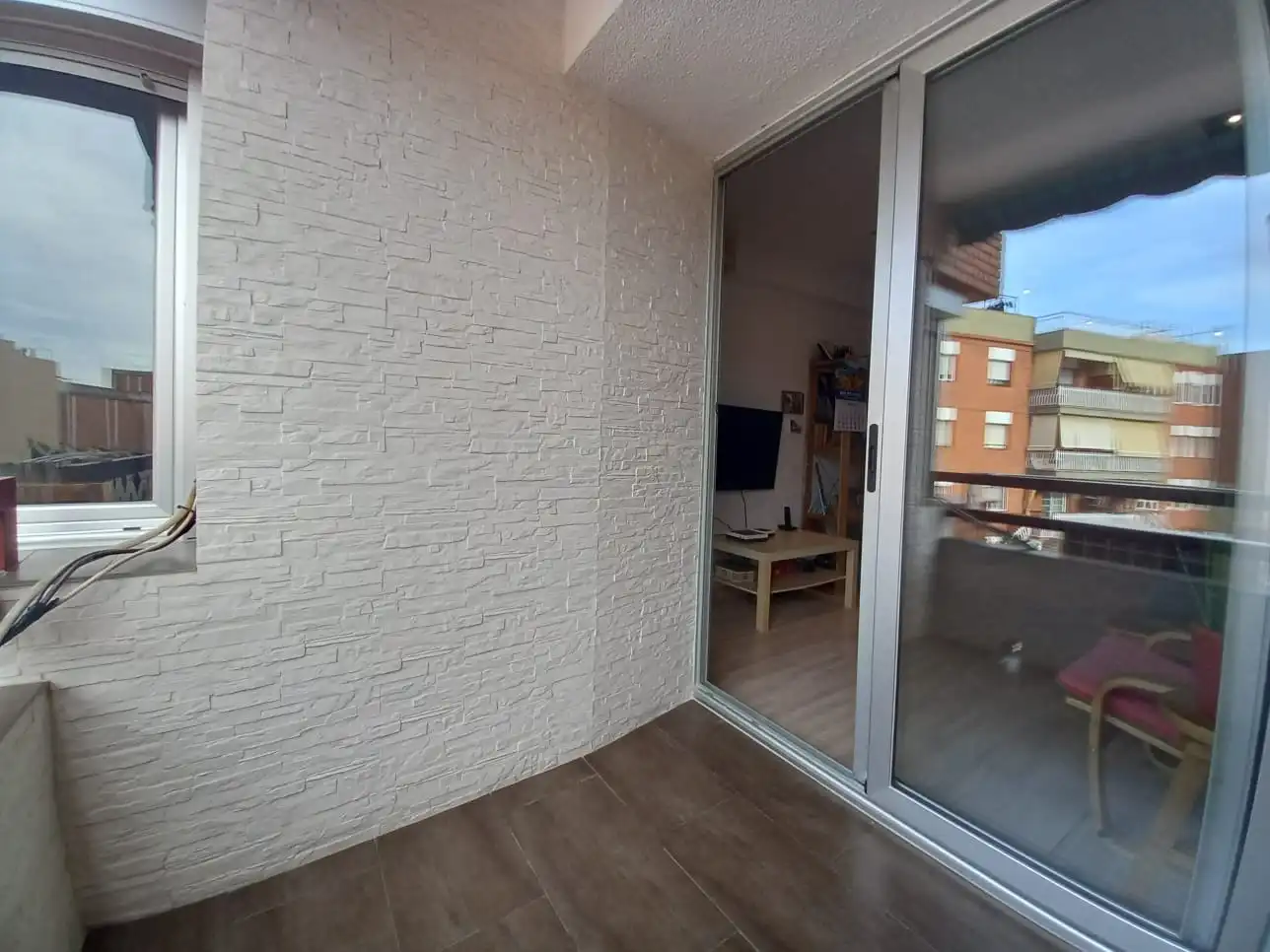 Appartamento con terrazza in vendita a Carrer del Doctor Robert, imagen 2