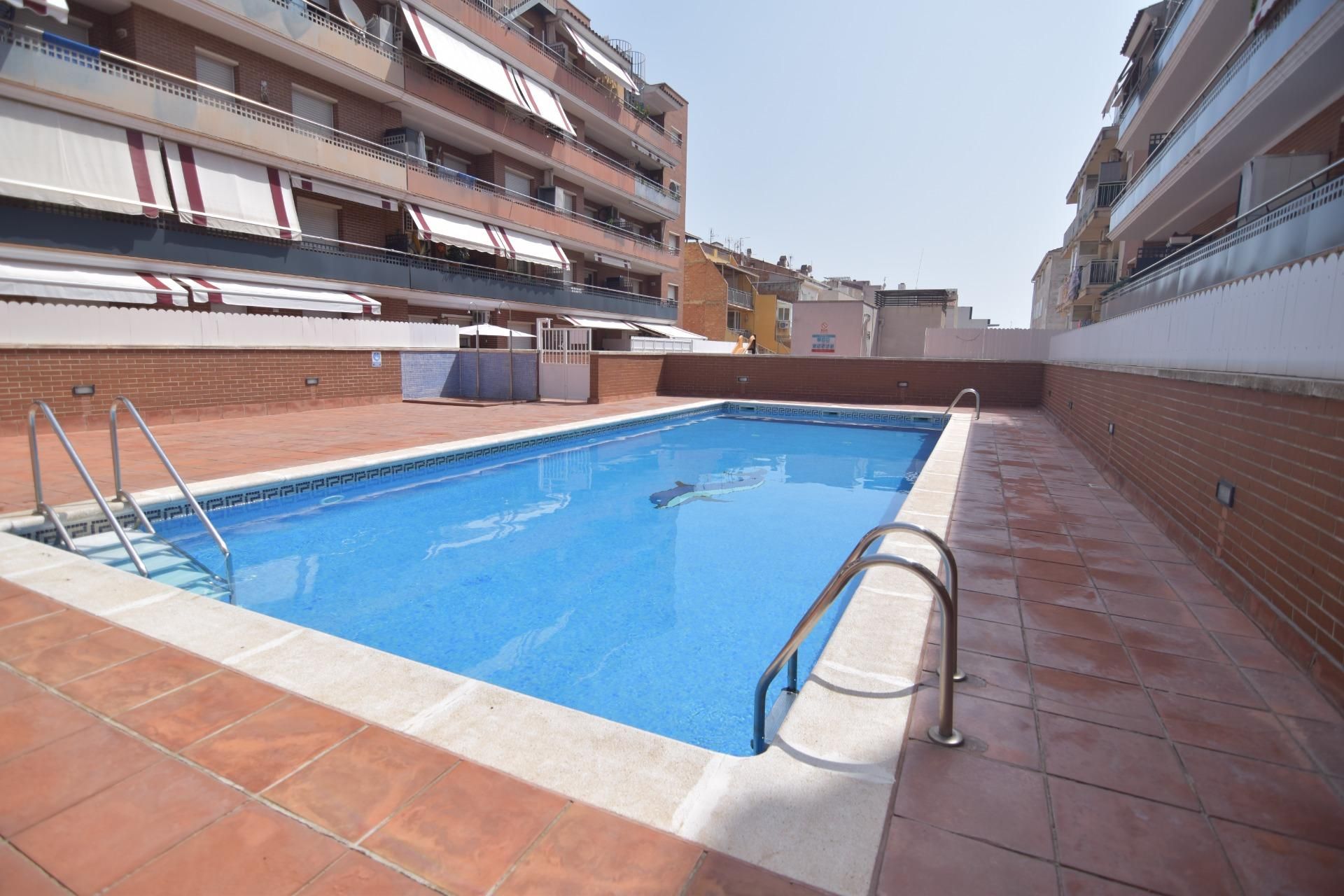 Swimming pool of Flat for sale in El Vendrell  with Heating, Terrace and Balcony