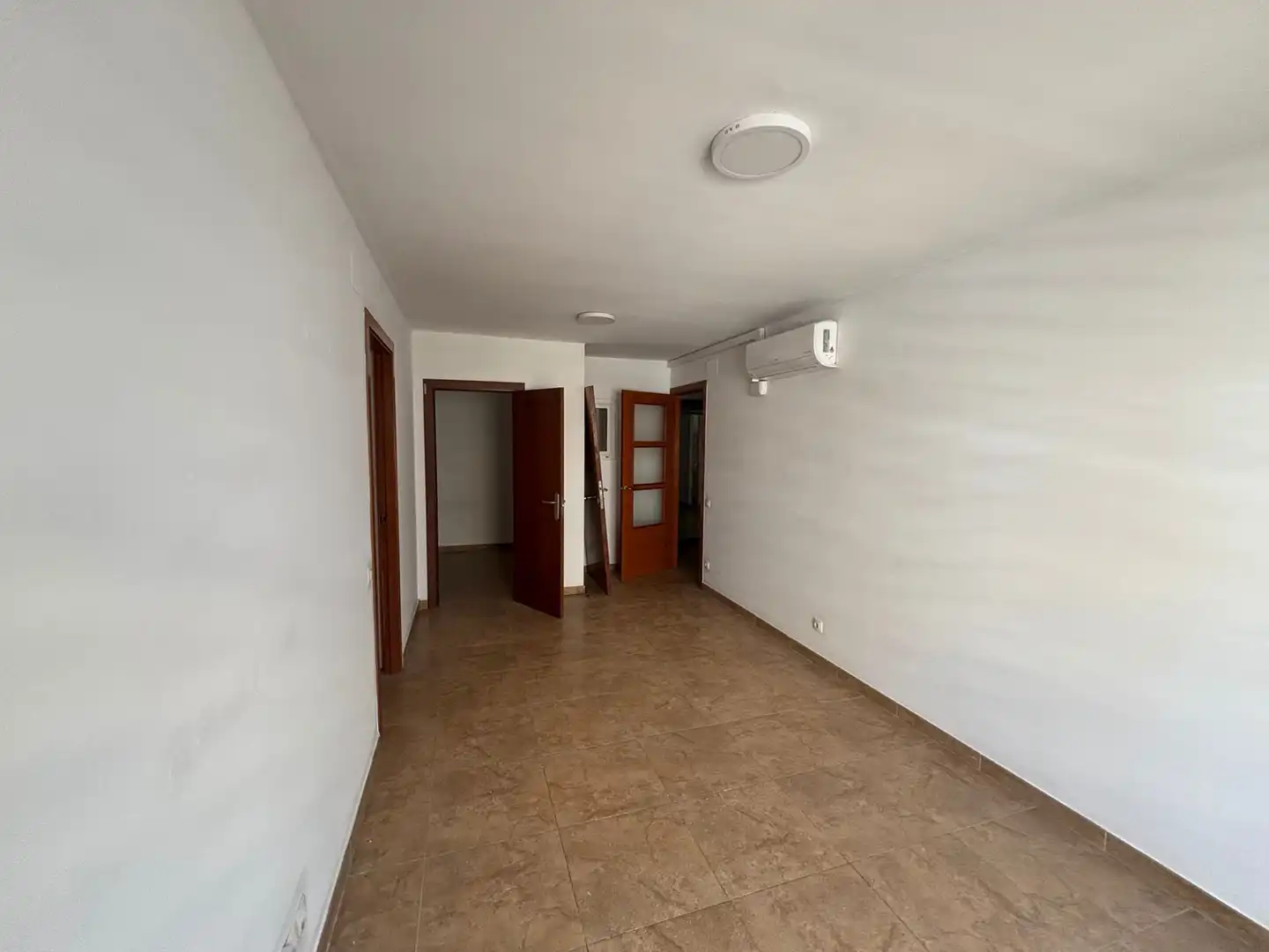 Piso en venta en Badalona con Calefacción, Terraza y Trastero
