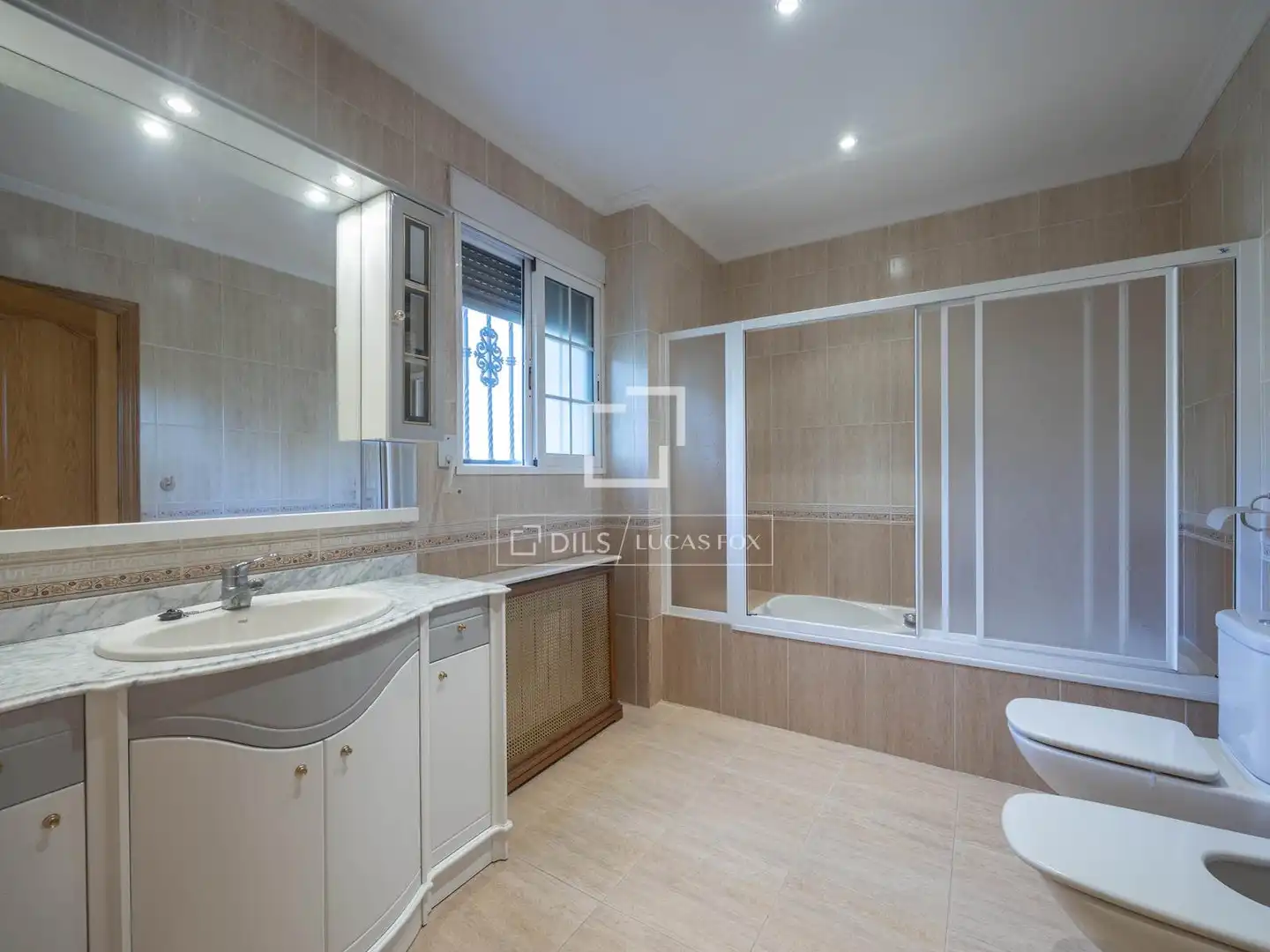 Baño de Casa o chalet en venta en Segart con Aire acondicionado, Calefacción y Piscina