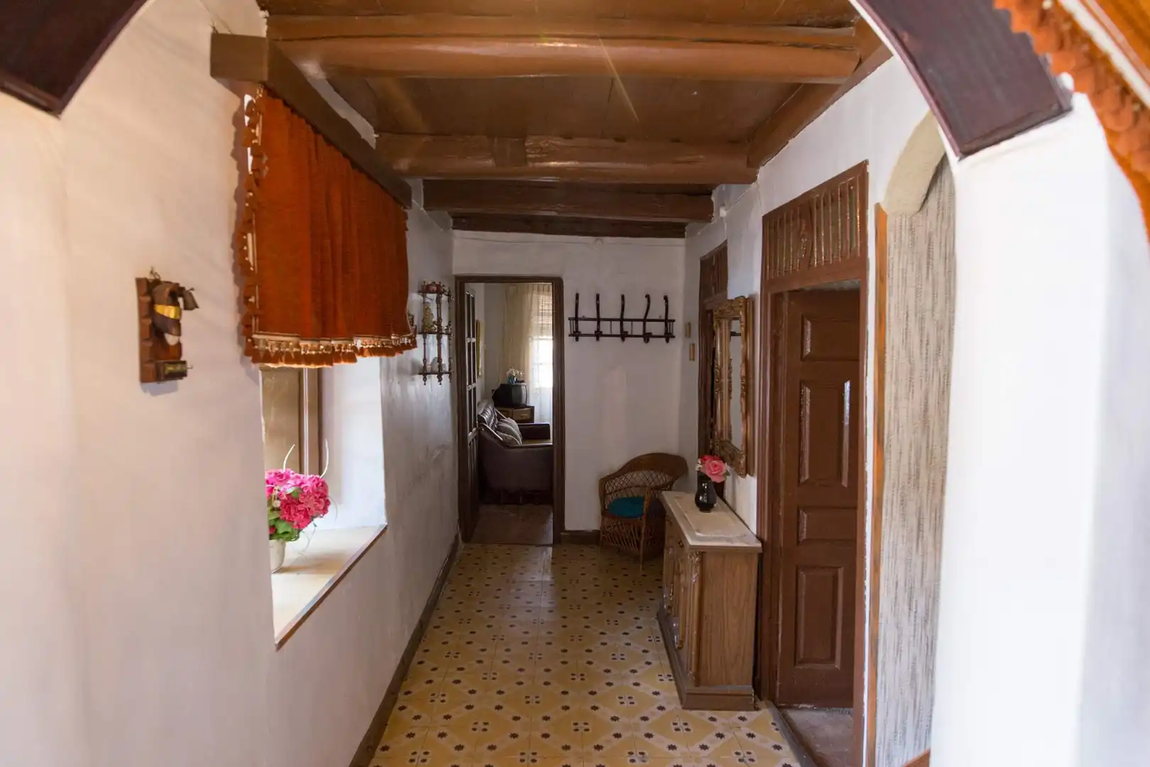 Houses for sale in Gordoncillo  with Heating, Private garden and Storage room