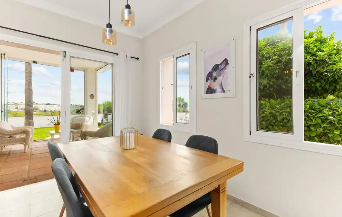 Dining room of Houses for sale in Estepona Pueblo