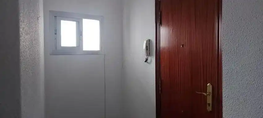 Dormitori de Pis en venda en Catarroja amb Terrassa, Moblat i Balcó