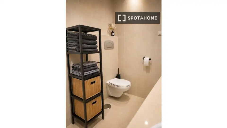 Badezimmer von Wohnungen zur untervermieten in Mijas mit Klimaanlage, Terrasse und Möbliert