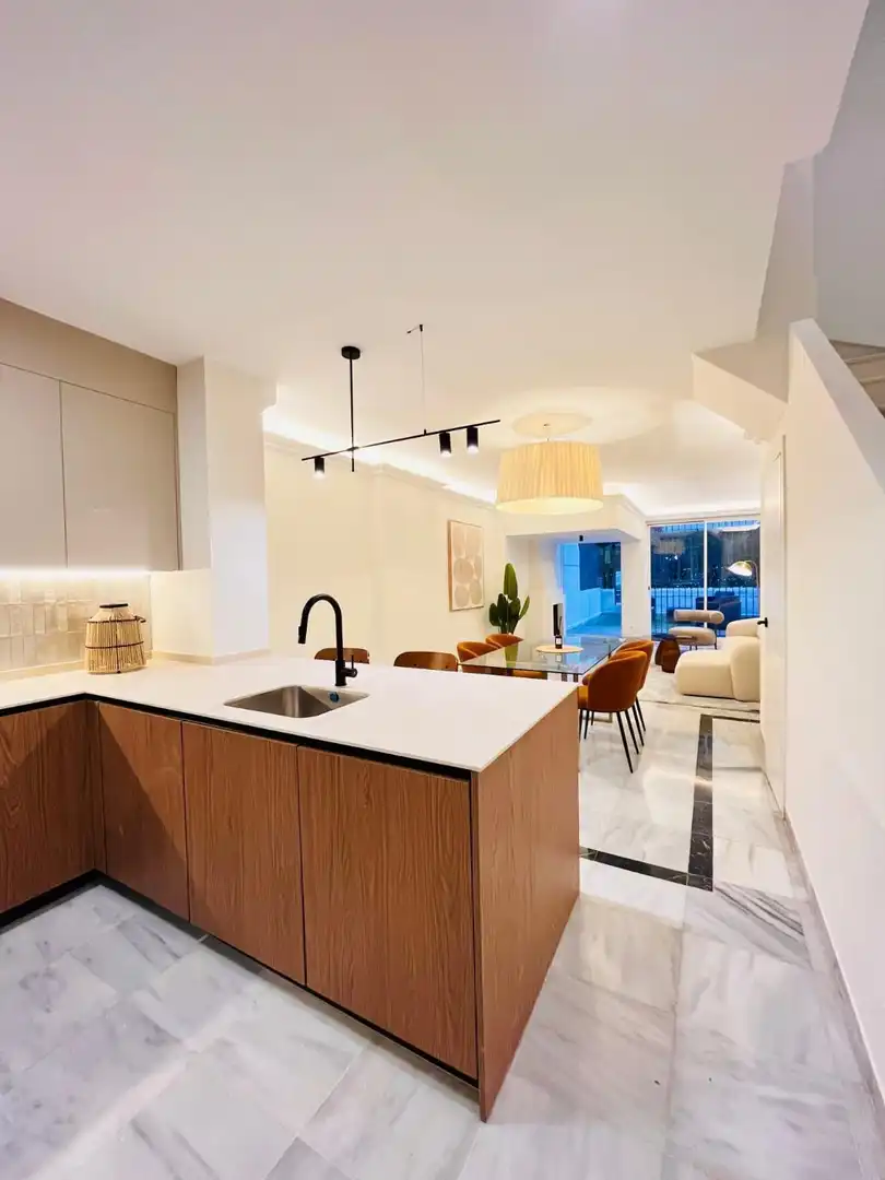 Küche von Maisonette zum Verkauf in Marbella mit Klimaanlage, Heizung und Terrasse
