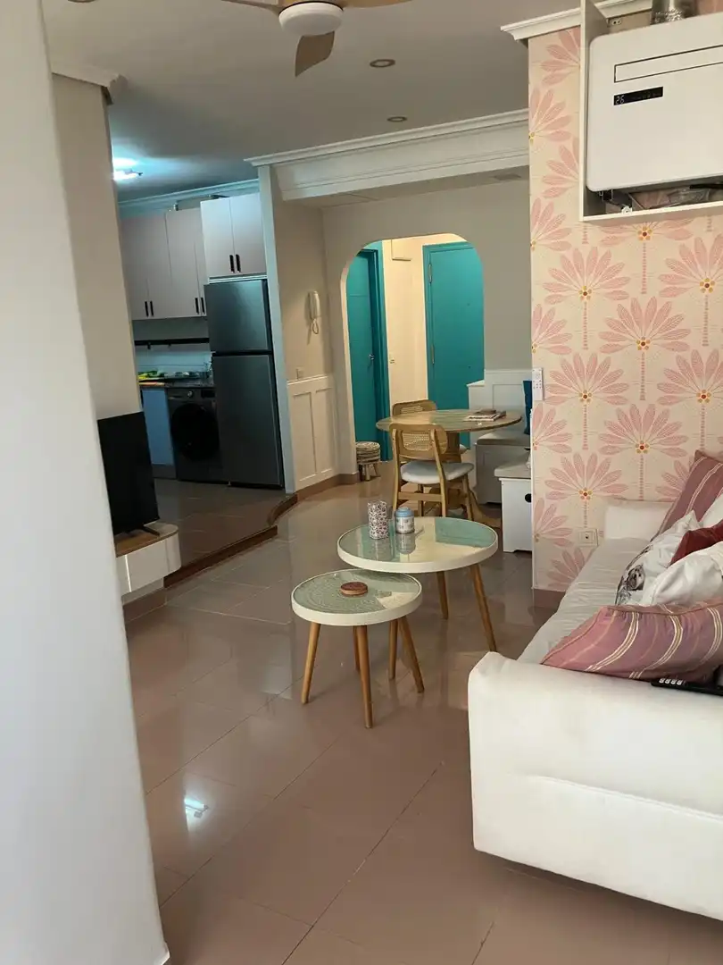 Sala de estar de Piso de alquiler en Santander con Calefacción y Amueblado