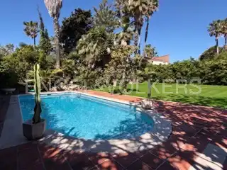 Casa con piscina en venta en Carrer Isidre Nonell 7, imagen 4