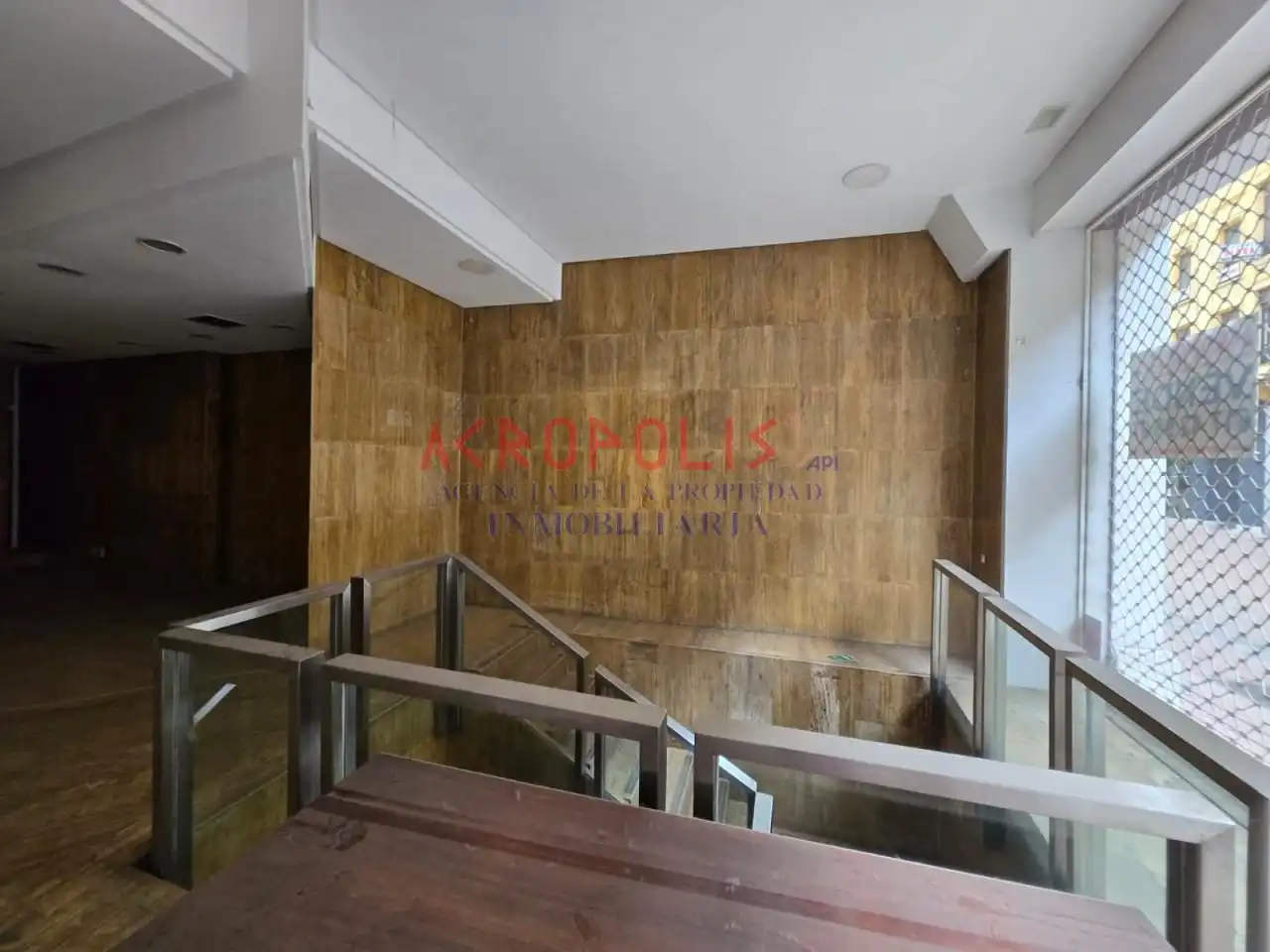 Local comercial en venda a Calle Gil Y Carrasco 3 24001 Leon, imagen 12