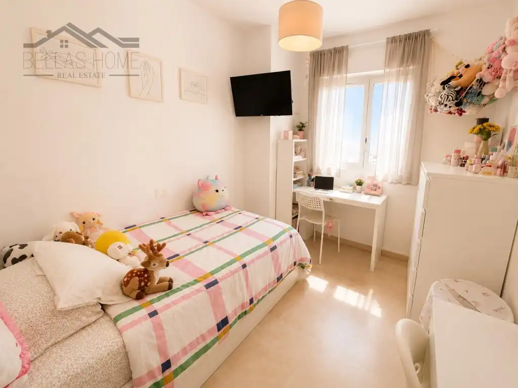 Schlafzimmer von Maisonette zum Verkauf in Estepona mit Klimaanlage, Terrasse und Schwimmbad