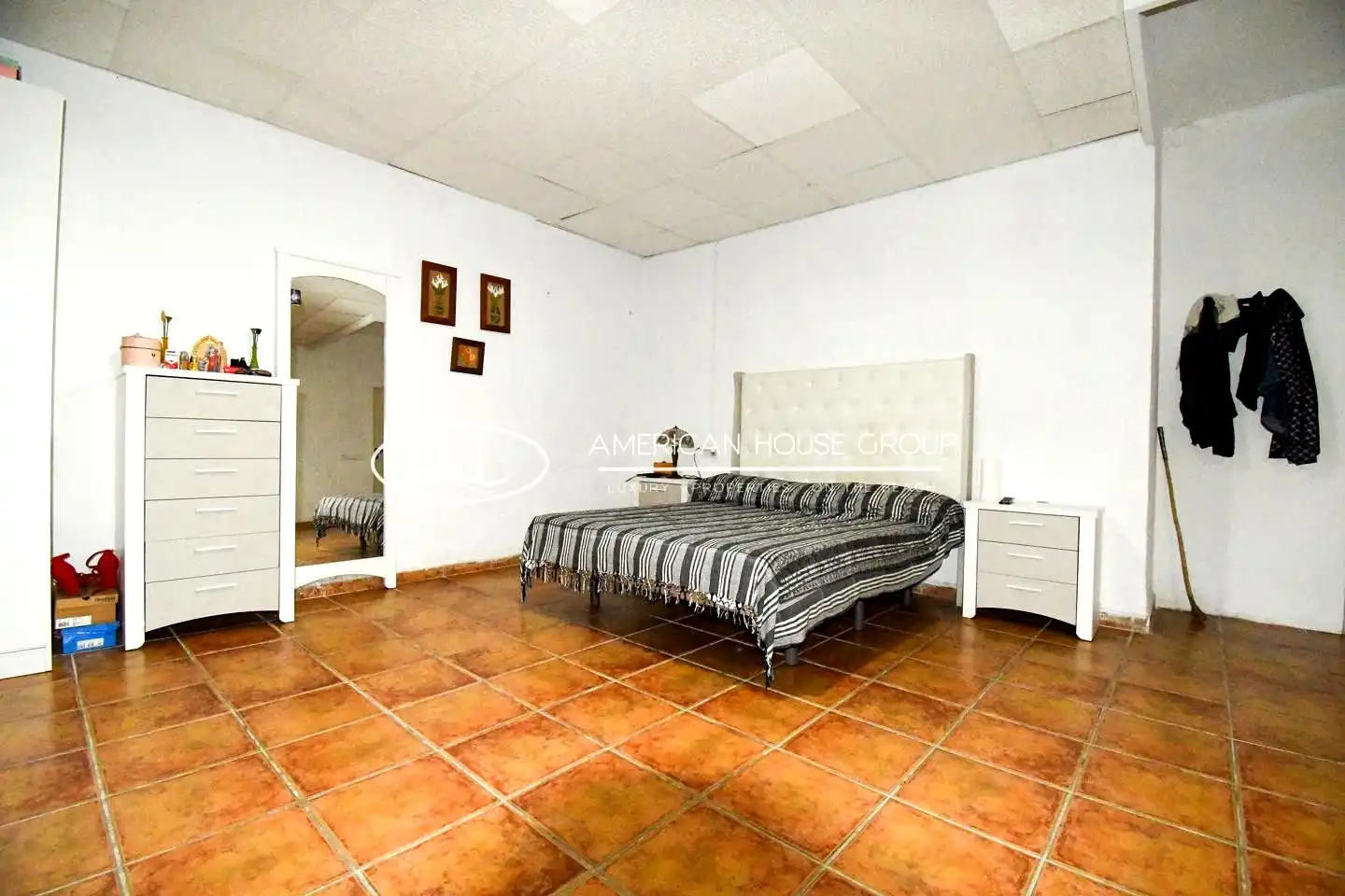 Bedroom of Houses for sale in Chiclana de la Frontera  with Air Conditioner, Heating and Private garden