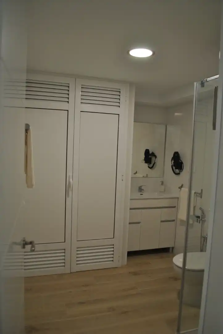 Bathroom of Flat for rent in Gáldar  with Terrace, Furnished and Washing machine