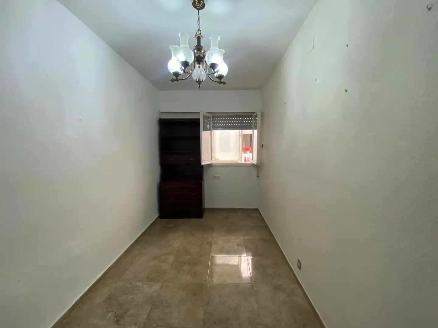 Habitación de Piso en venta en Alicante / Alacant con Aire acondicionado, Calefacción y Horno
