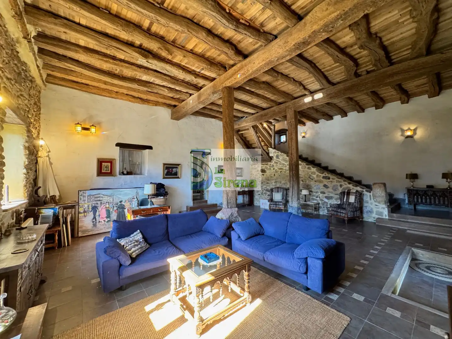 Sala de estar de Casa o chalet en venta en Castro-Urdiales con Calefacción, Jardín privado y Terraza