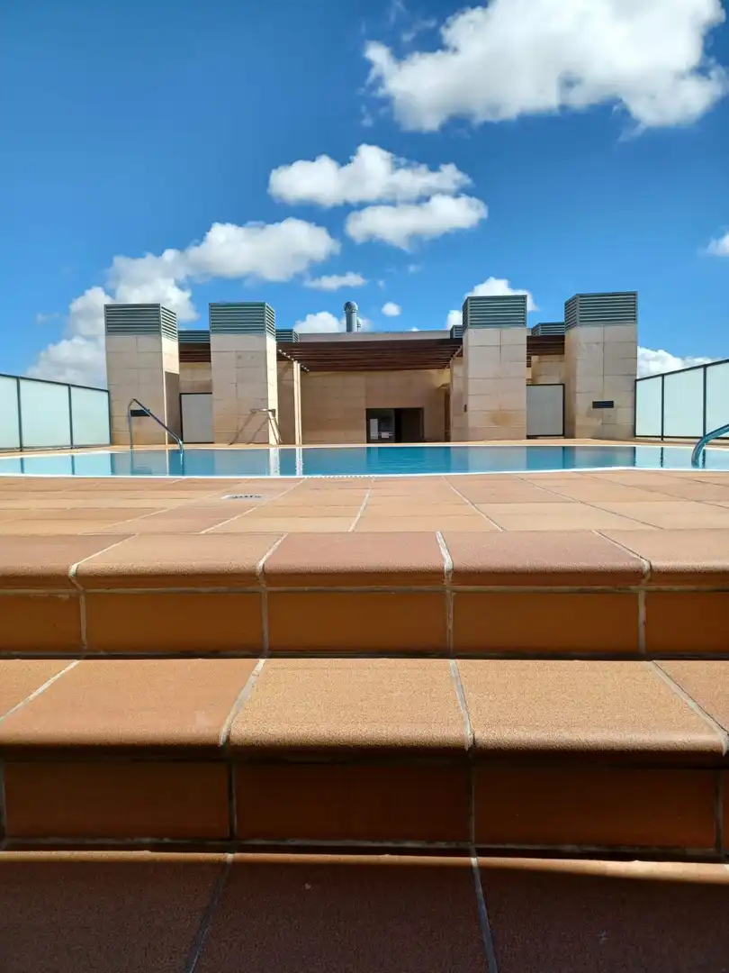Piscina de Àtic en venda en El Puerto de Santa María amb Aire condicionat, Terrassa i Traster
