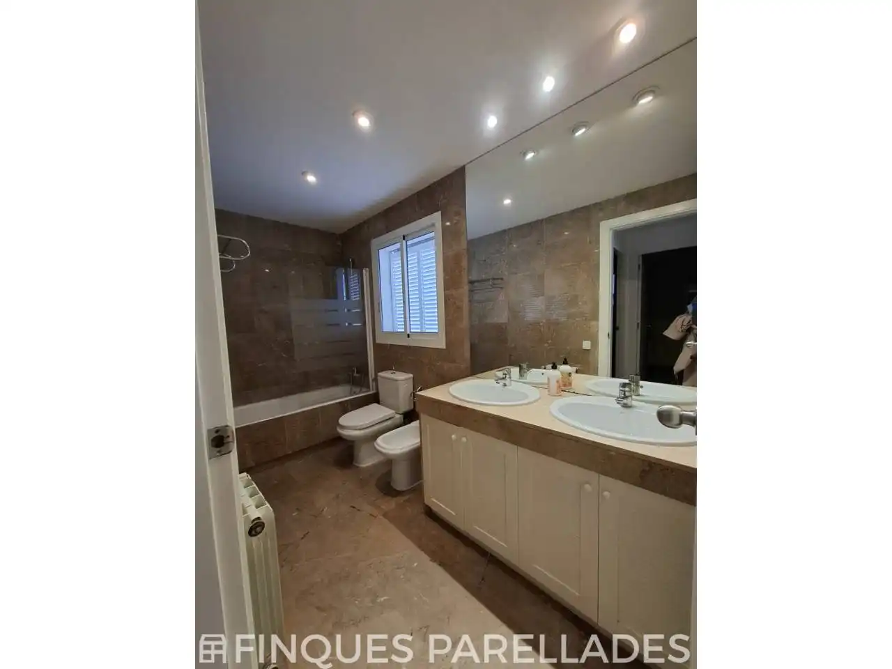 Casa bifamiliare con giardino in vendita a Can Girona - Terramar - Vinyet, imagen 17