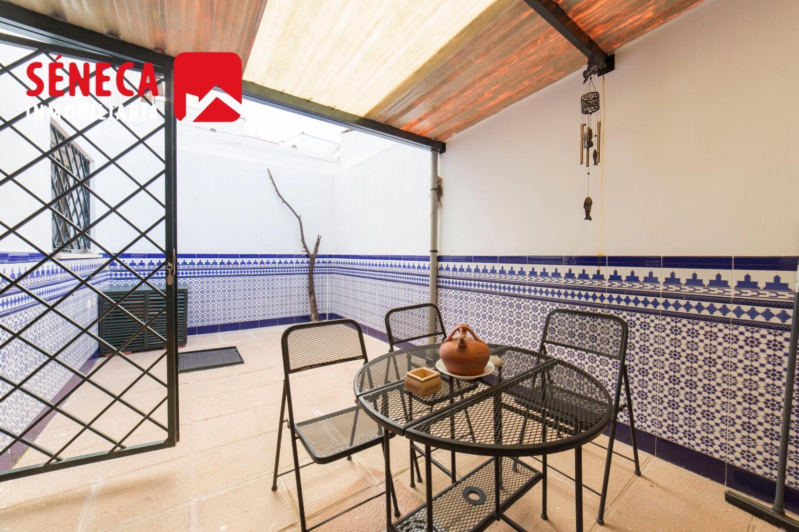 Casa o xalet en venda a Poniente-Norte - Miralbaida - Parque Azahara