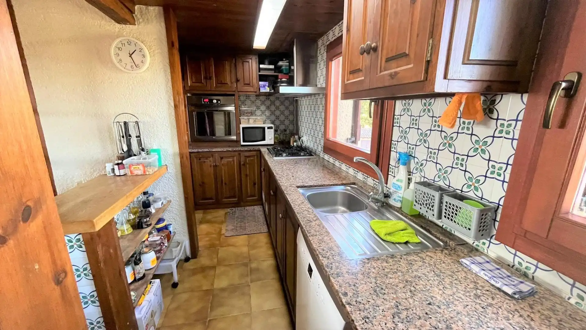 Cuina de Casa o xalet en venda en Arbúcies amb Calefacció i Jardí privat