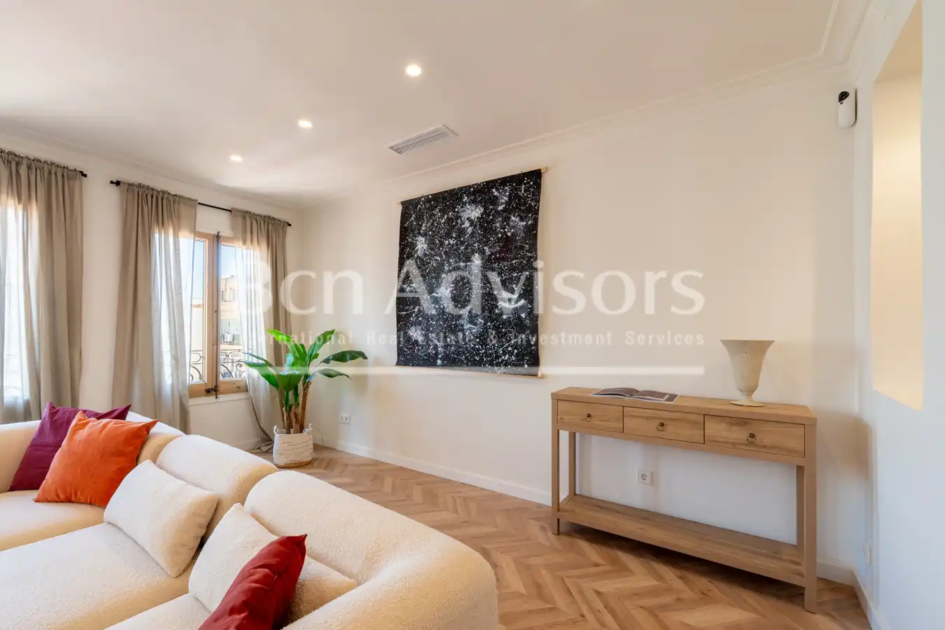 Sala d'estar de Pis en venda en Barcelona amb Aire condicionat, Calefacció i Parquet