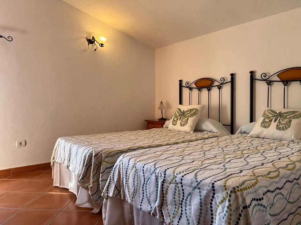 Dormitori de Finca rústica en venda en Alhaurín de la Torre amb Terrassa, Traster i Alarma