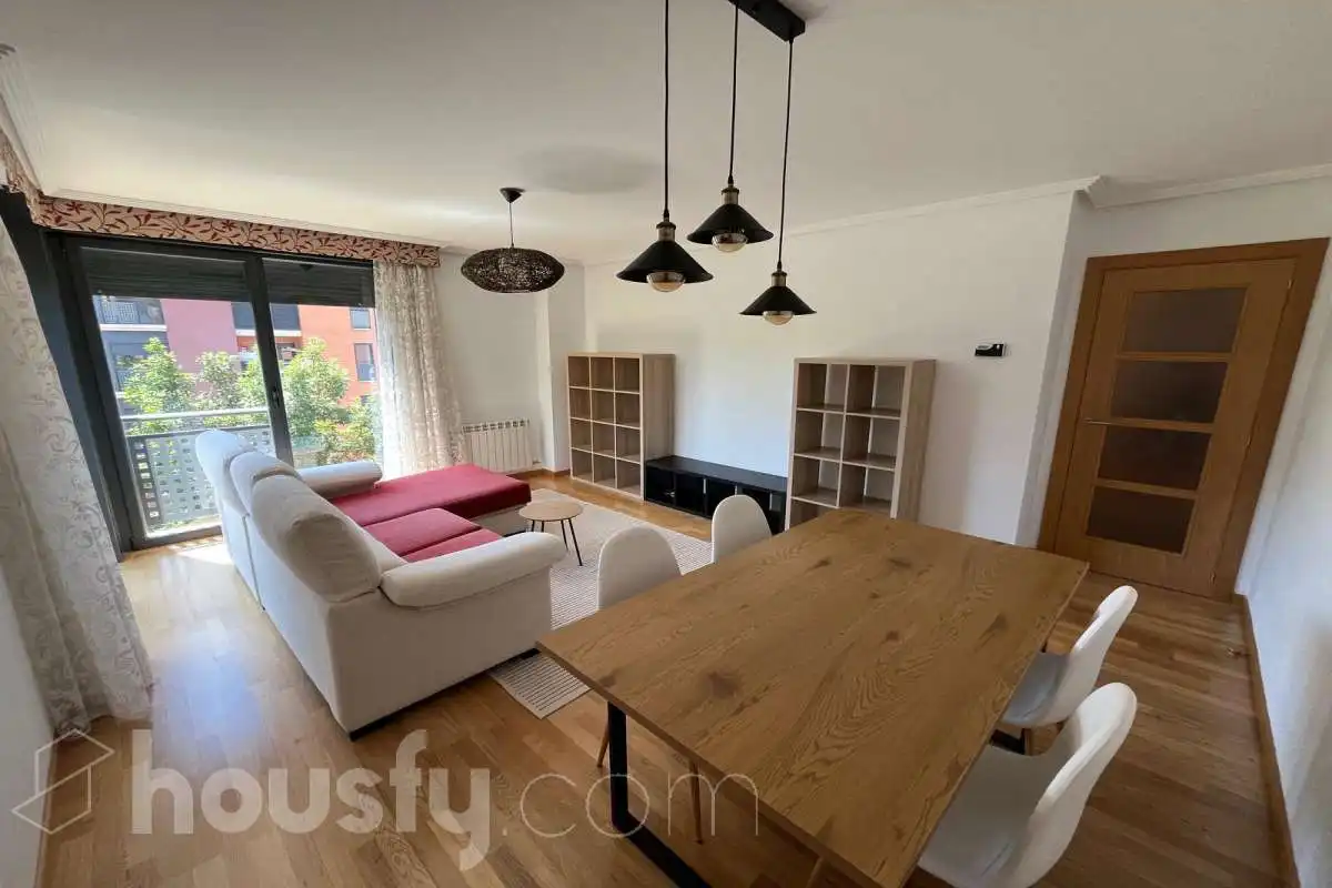 Wohnzimmer von Wohnung zur Miete in León Capital  mit Heizung, Parkett und Abstellraum