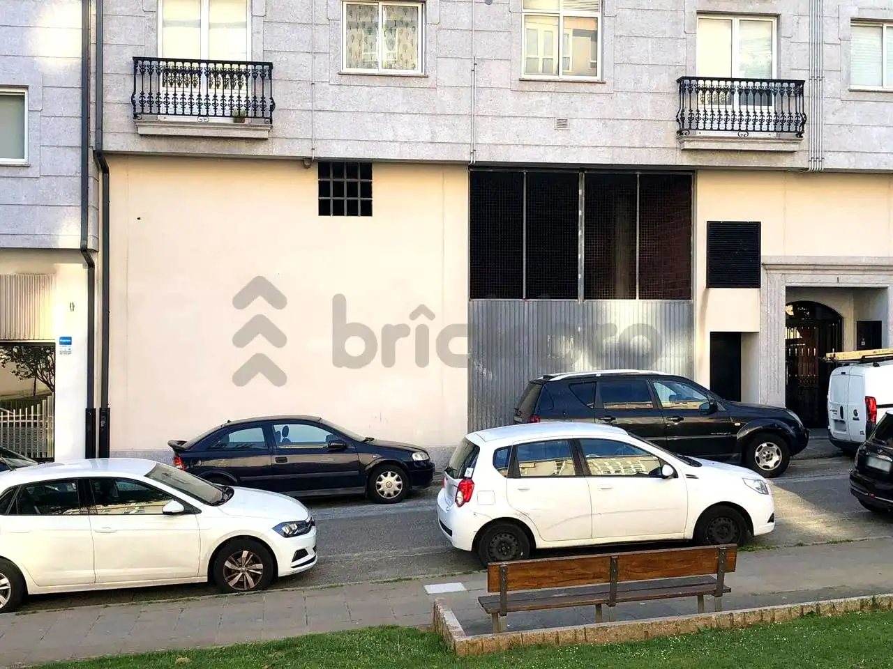 Aparcament de Local en venda en Narón