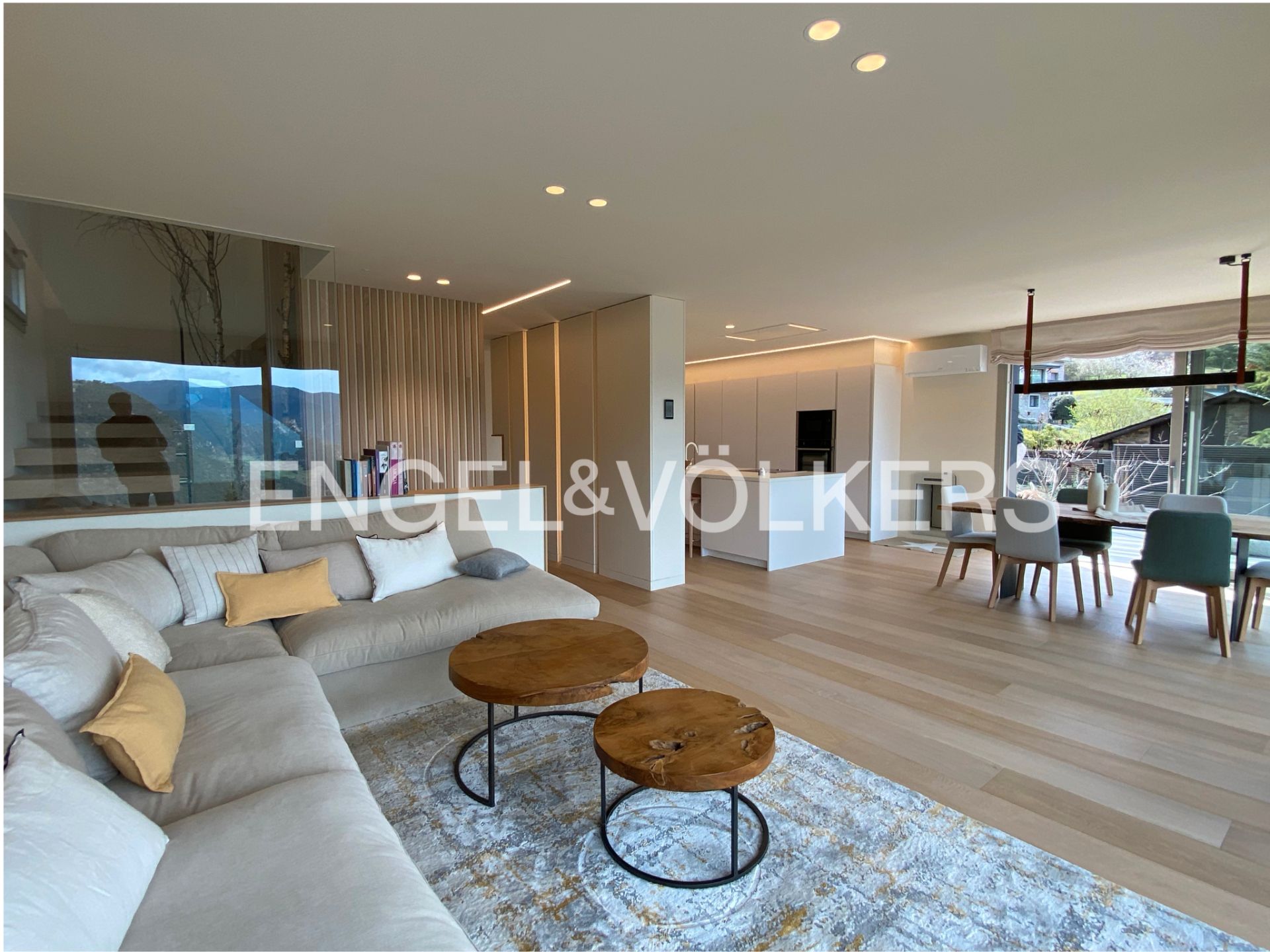 Sala de estar de Casa o chalet en venta en Sant Julià de Lòria con Calefacción, Jardín privado y Parquet