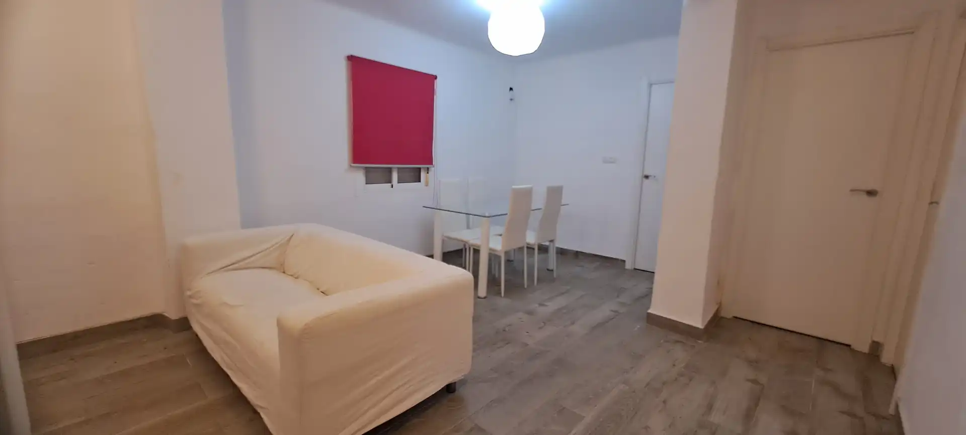 Flat for rent in Avenida Virgen del Rocío, Centro - Doña Mercedes