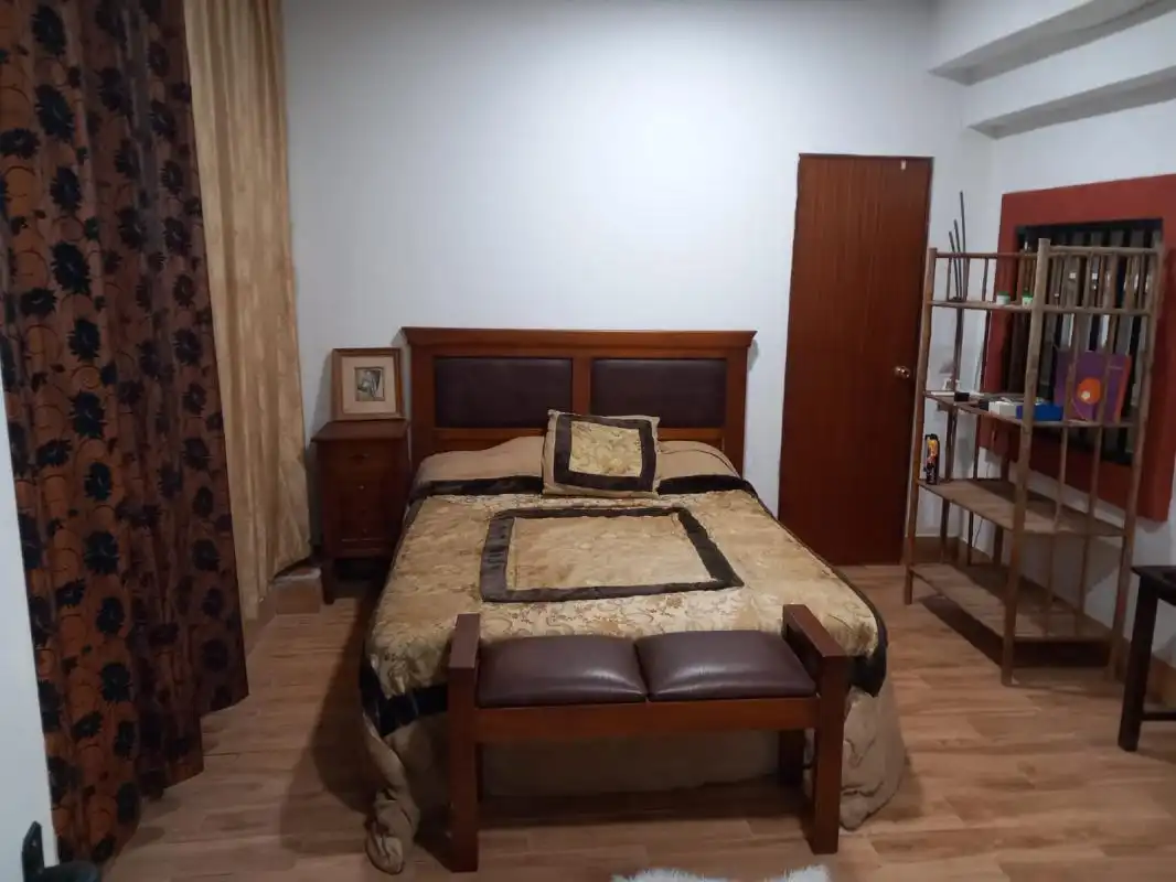 Dormitori de Casa o xalet en venda en Alcalá de Guadaira amb Aire condicionat, Calefacció i Jardí privat