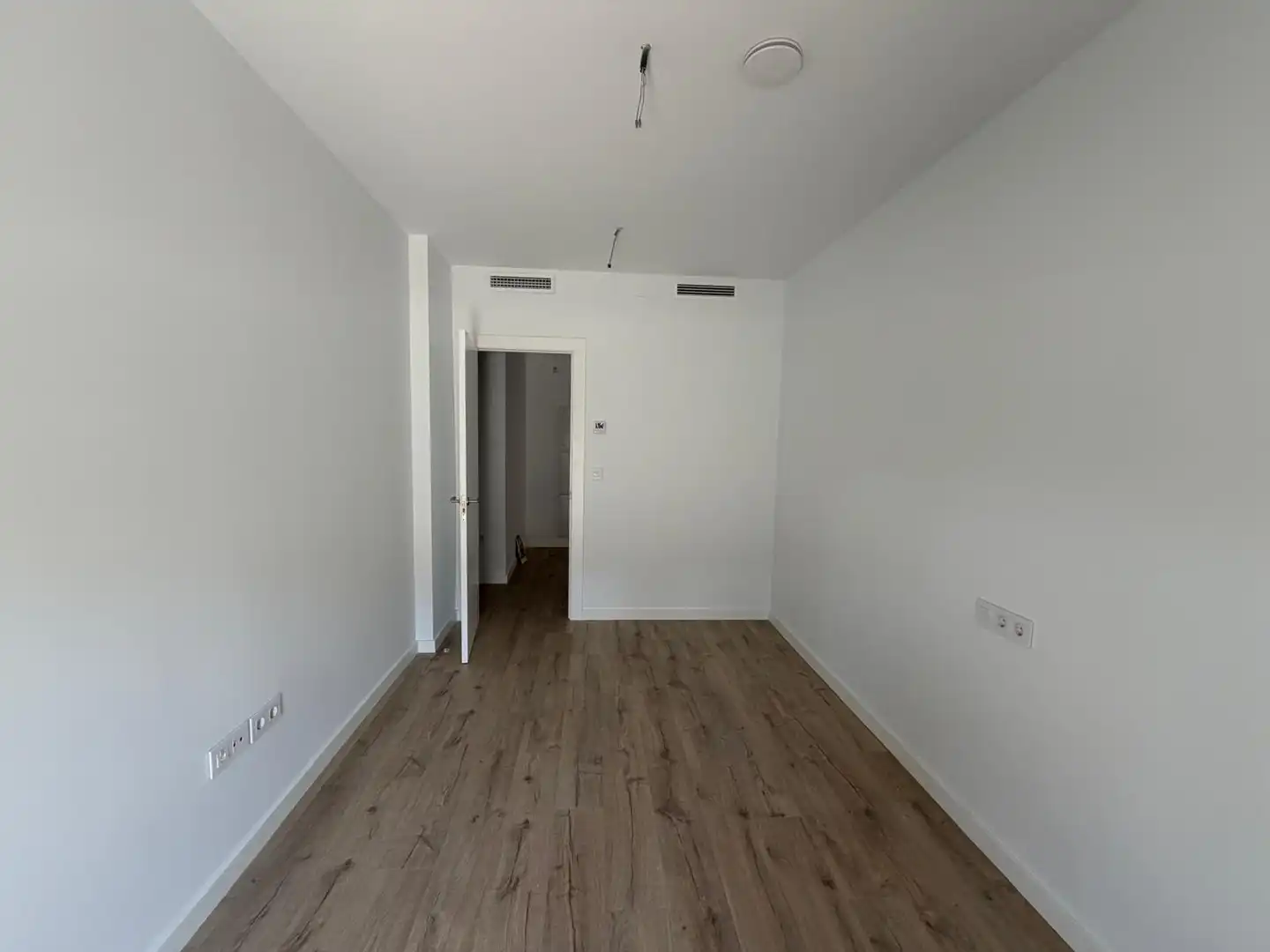 Wohnung zur Miete in Granada mit Klimaanlage, Heizung und Terrasse