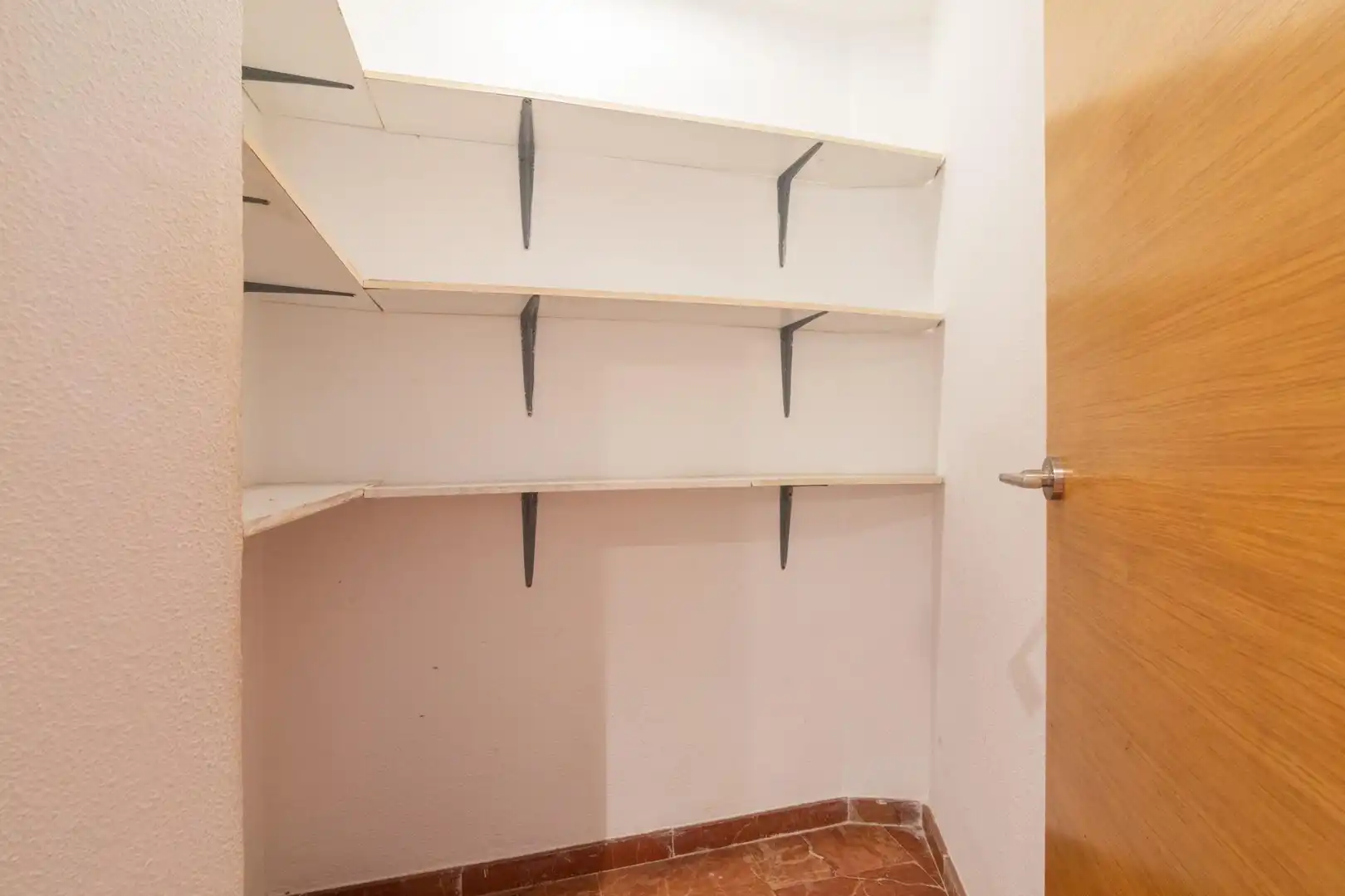 Wohnung zum Verkauf in Elche / Elx mit Klimaanlage, Heizung und Balkon