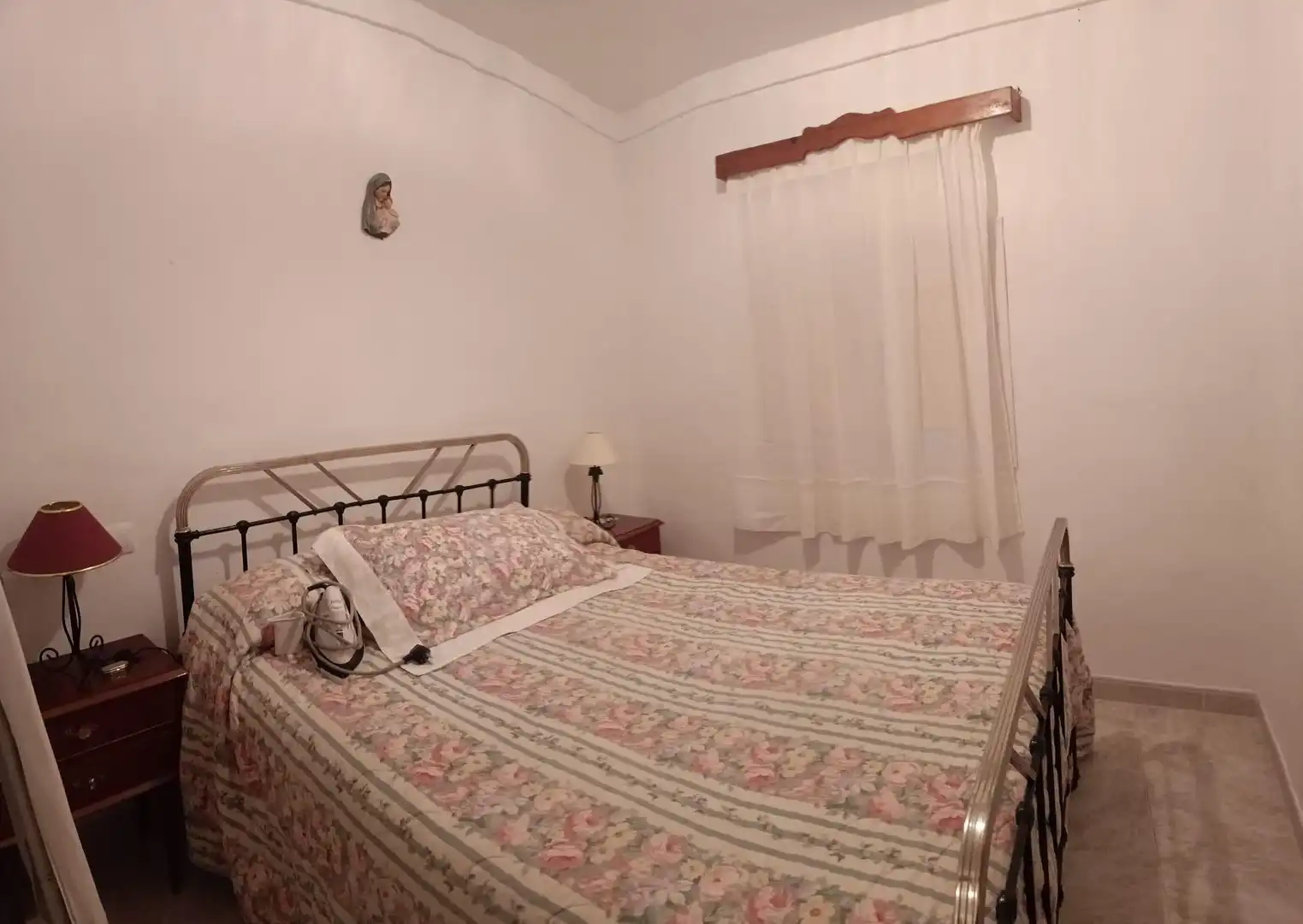 Dormitori de Casa o xalet en venda en Sierro amb Terrassa i Traster