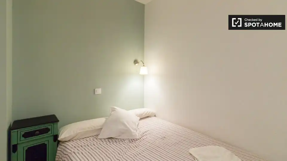 Piso con terraza en alquiler en Eixample, imagen 15