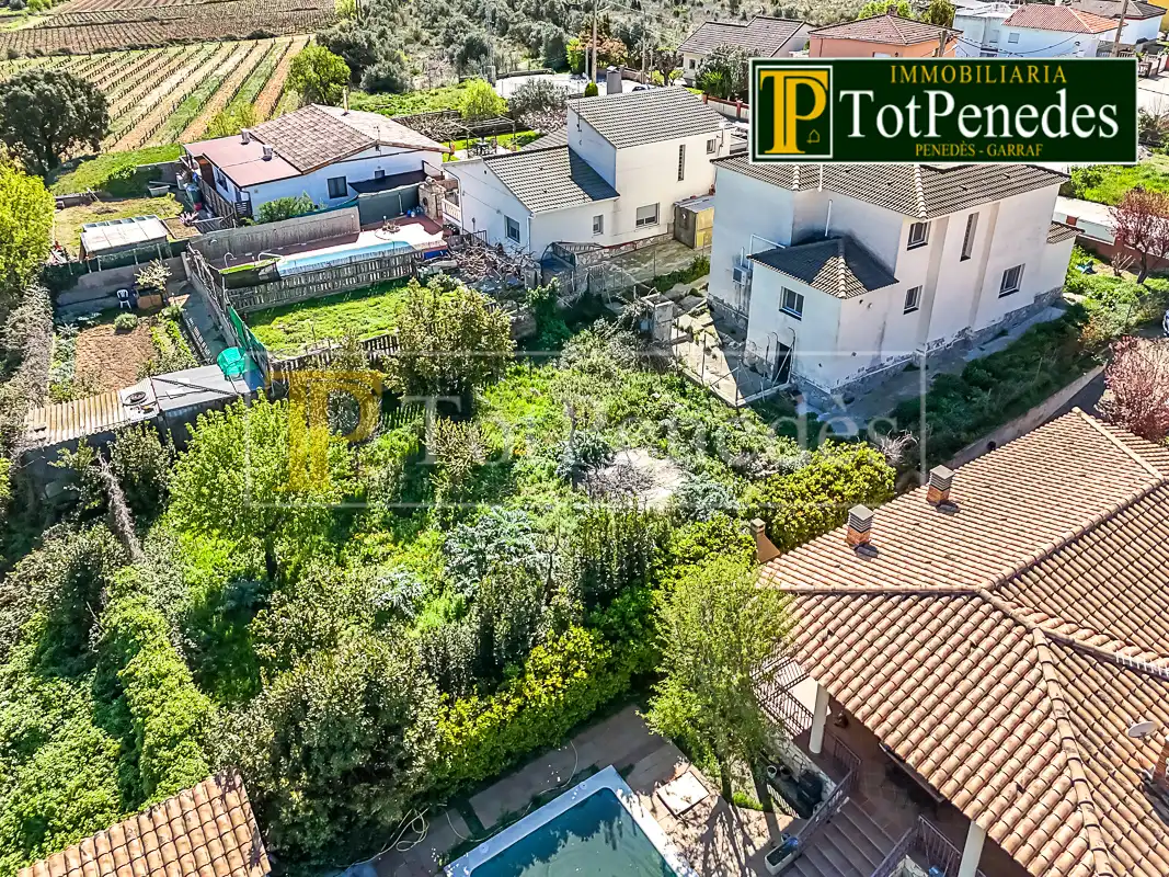 Casa o xalet en venda en Torrelles de Foix amb Aire condicionat, Calefacció i Jardí privat