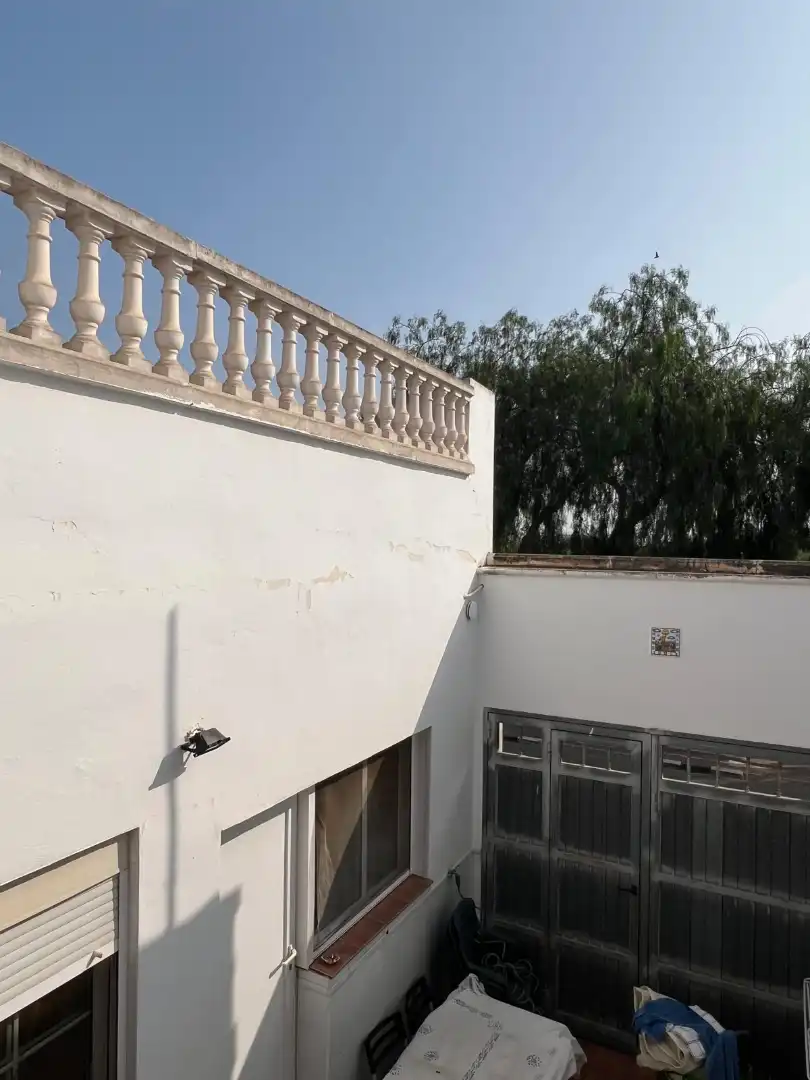 Vista exterior de Casa o xalet en venda en Rafelbuñol / Rafelbunyol amb Calefacció, Terrassa i Traster