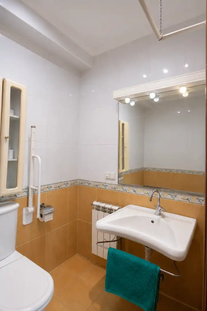 Baño de Piso en venta en Ribadesella con Calefacción, Parquet y Trastero