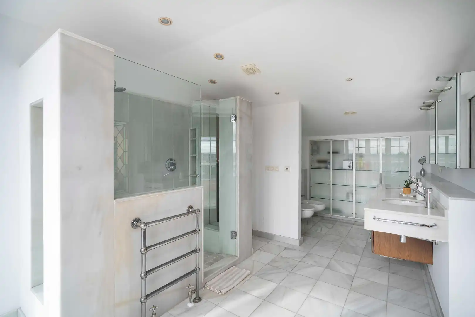 Baño de Casa o chalet en venta en A Coruña Capital  con Calefacción, Jardín privado y Parquet
