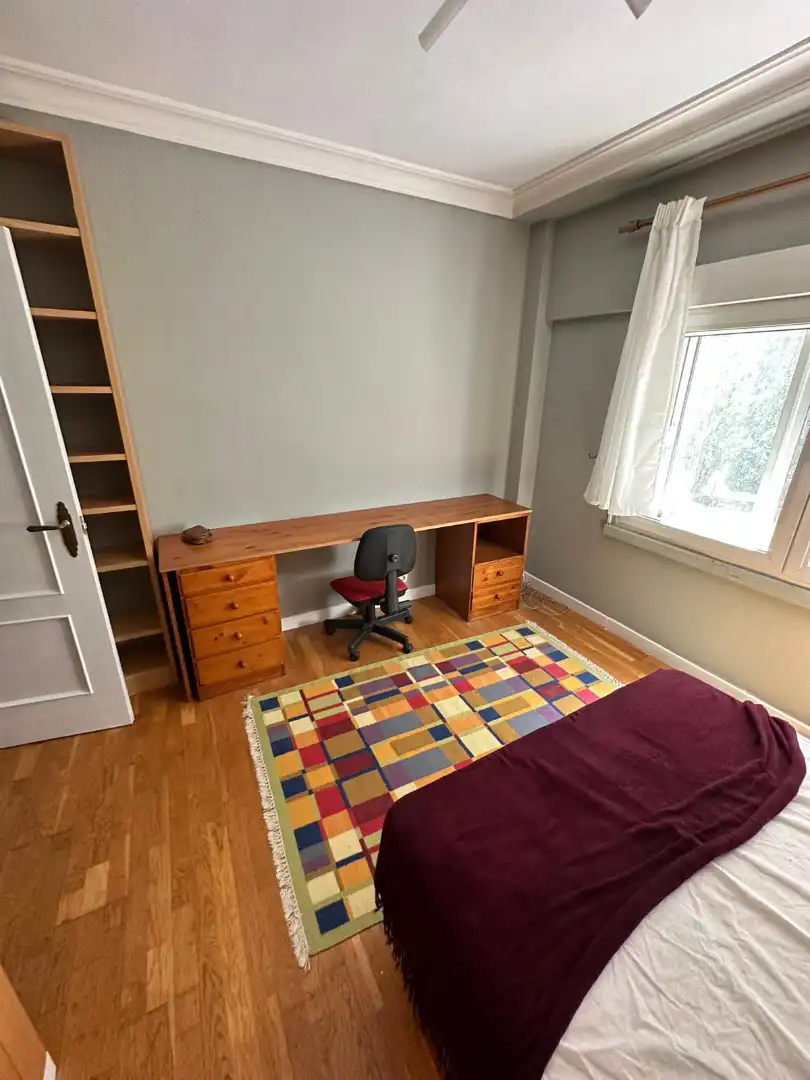 Flat for rent in Avenida del Arlanzón, Villa Pilar