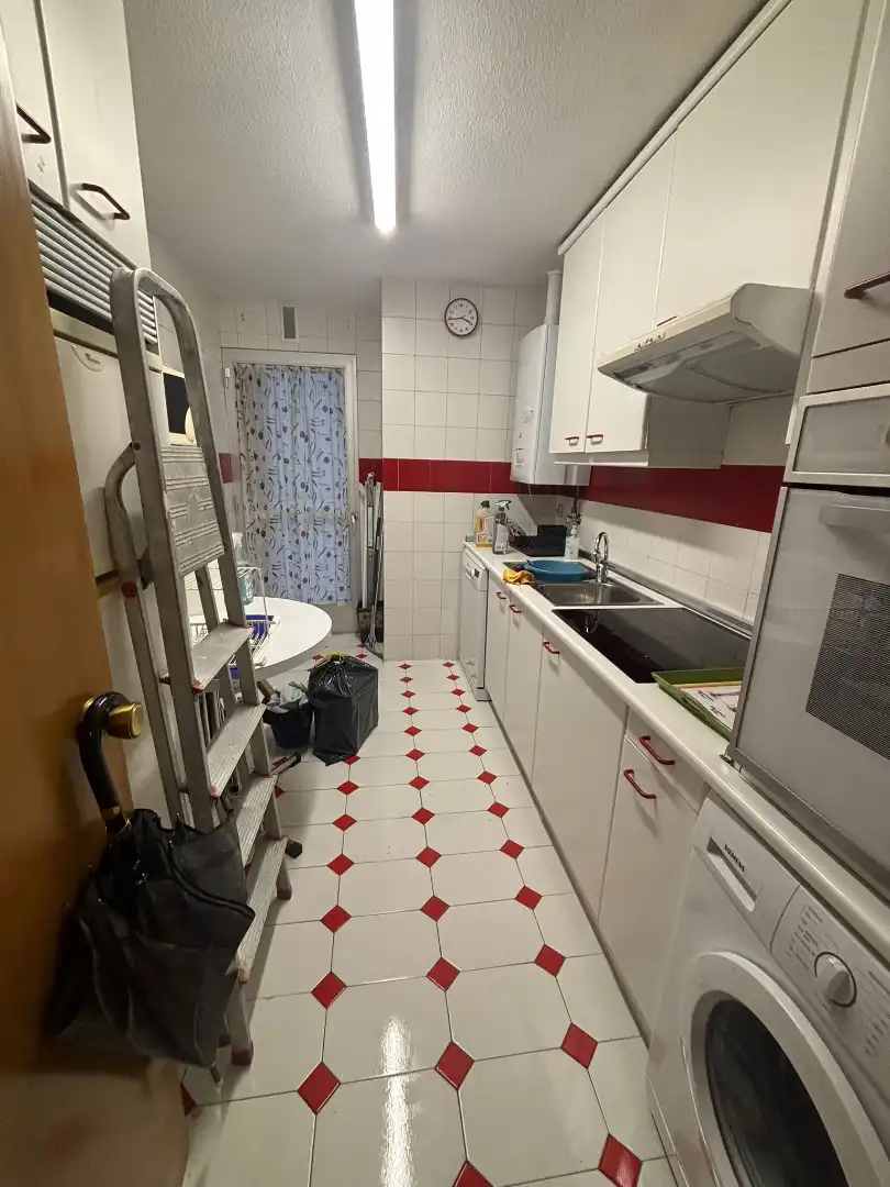 Kitchen of Flat for rent in Madrid  with Air Conditioner, Heating and Furnished