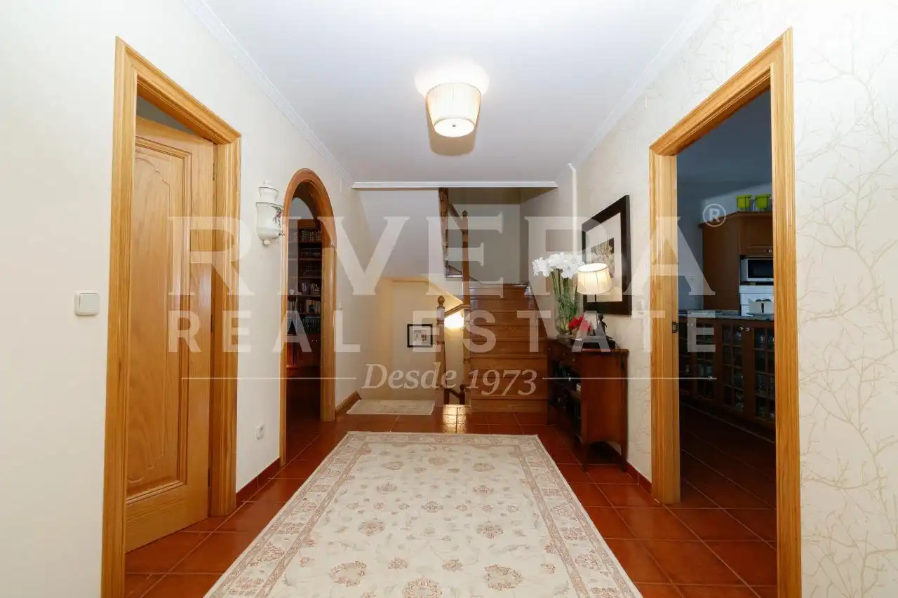 Casa o chalet en venta en Cangas  con Calefacción, Jardín privado y Amueblado