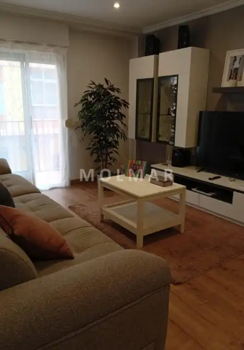 Appartamento con terrazza in vendita a Las Trescientas - San Francisco - Ciudad Vergel