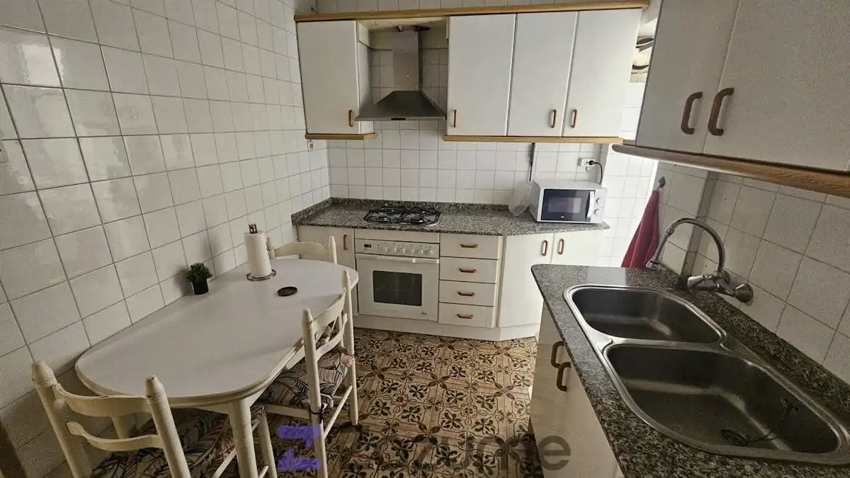 Flat for rent in Calle Pintor Joaquín, San Antón