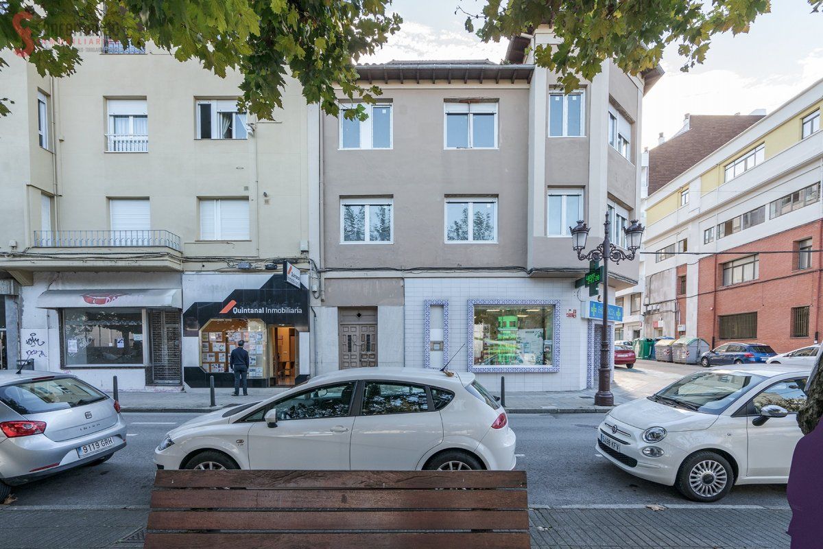Vista exterior de Pis en venda en Torrelavega  amb Terrassa, Traster i Balcó