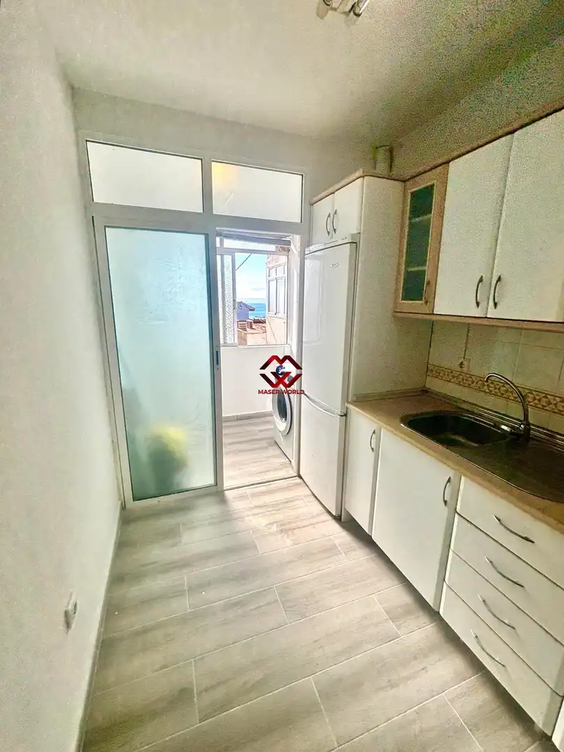 Cuina de Apartament en venda en Pilar de la Horadada amb Aire condicionat, Calefacció i Terrassa