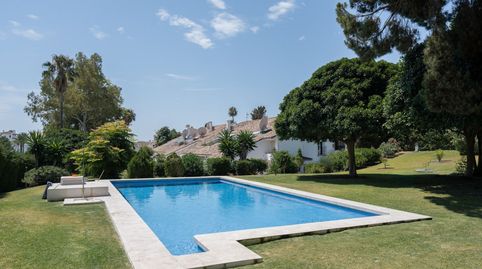 Foto 5 de Apartament en venda a Nueva Andalucía centro, Marbella